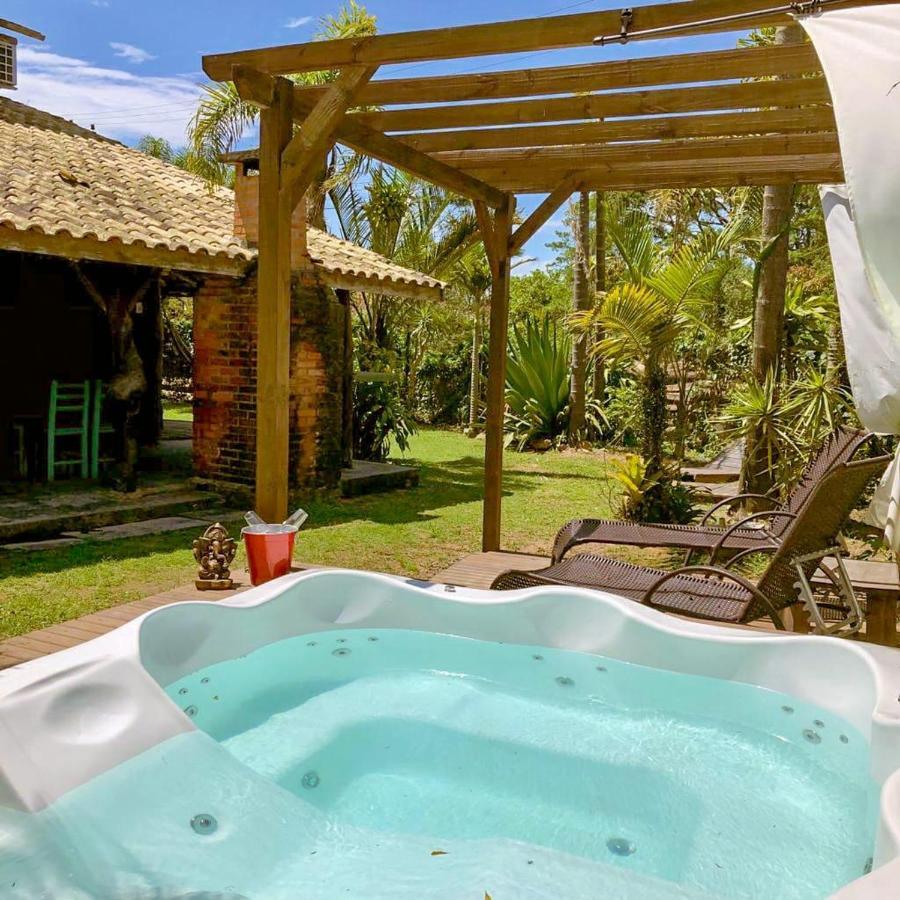 Hotel Morada Amazona Praia do Rosa Esterno foto